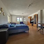 Apartment Family Miki In